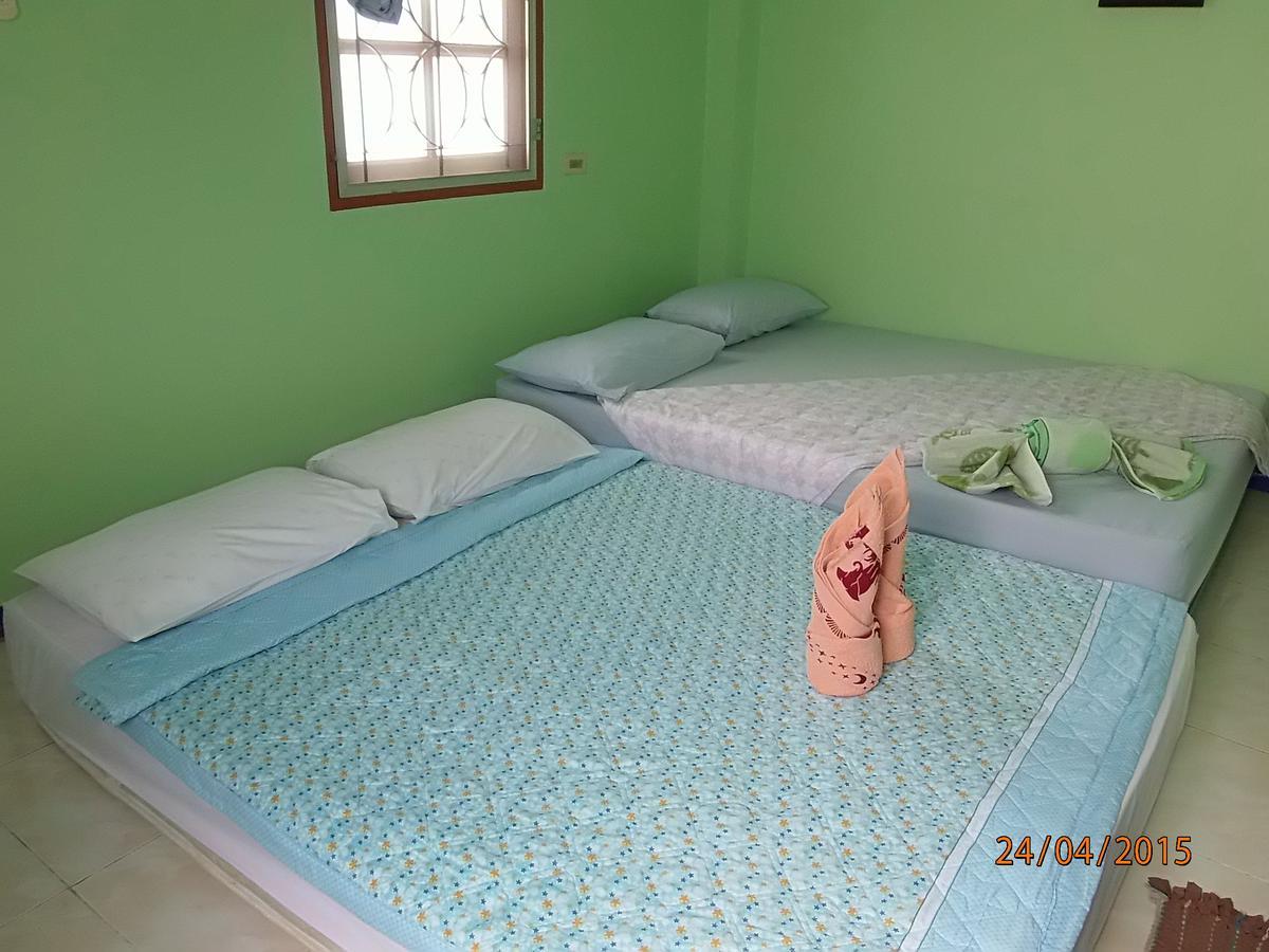 Hotel Dahla House Ranong Esterno foto