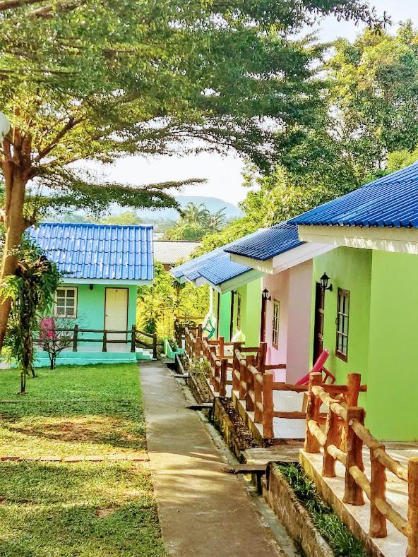 Hotel Dahla House Ranong Esterno foto