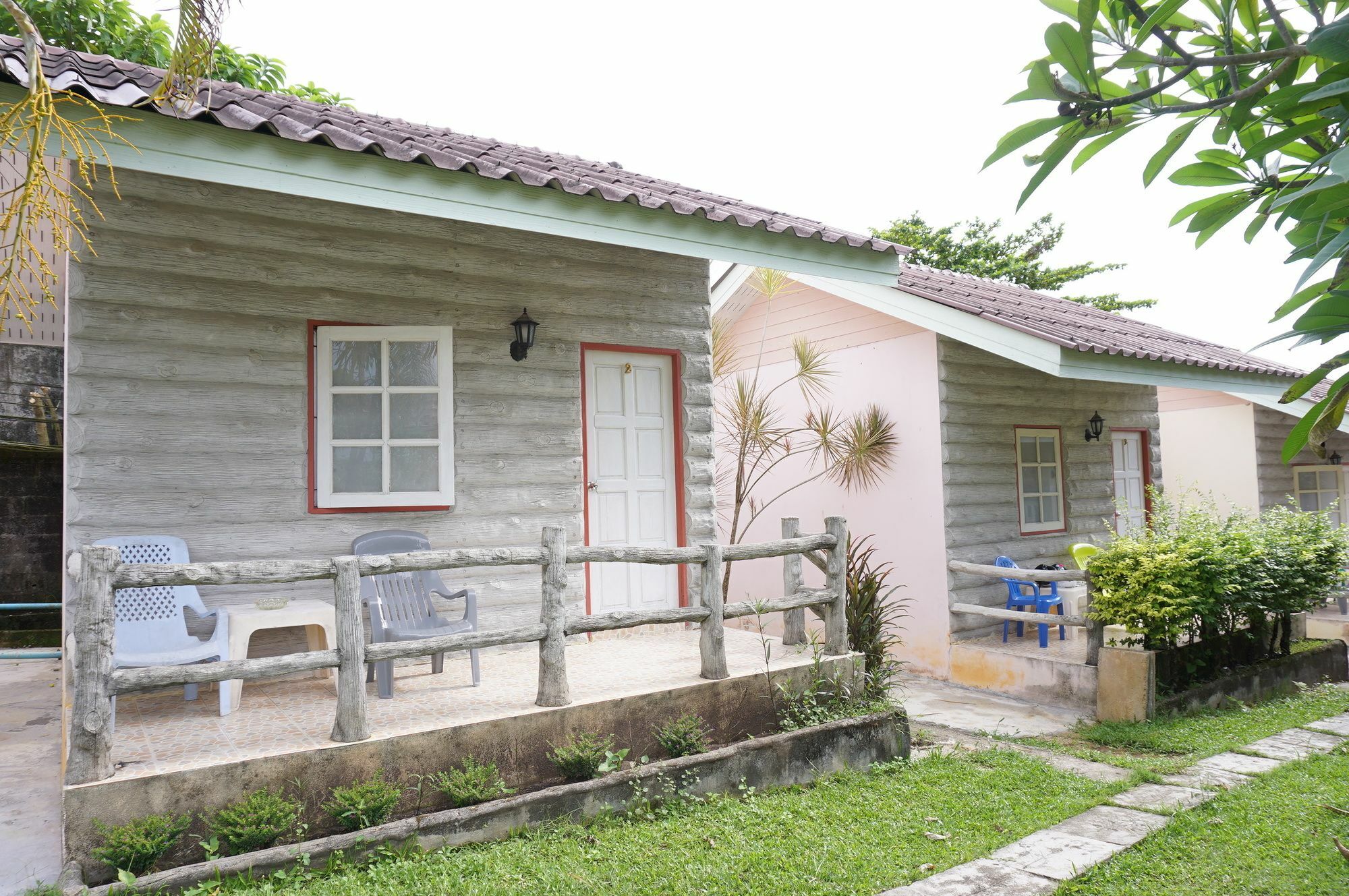 Hotel Dahla House Ranong Esterno foto